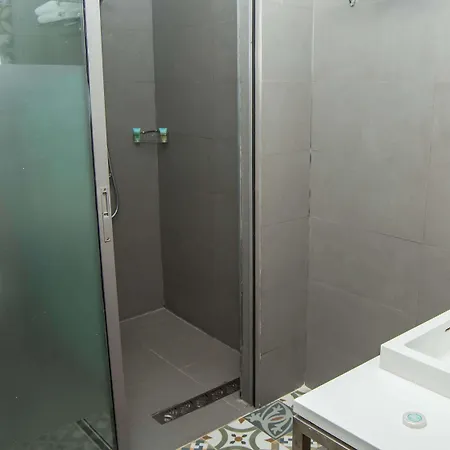 Ibis Styles Dubai Jumeira Exterior photo